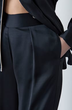 Pantalon de pyjama satin&eacute;;${refinementColor}