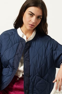 Veste matelass&eacute;e;${refinementColor}