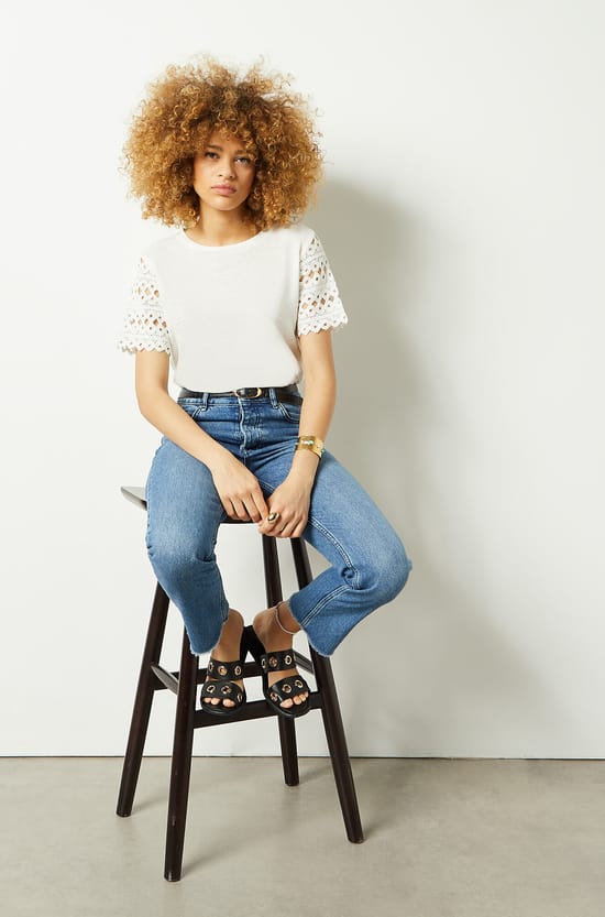 T-shirt manches courtes &agrave; broderies;${refinementColor}