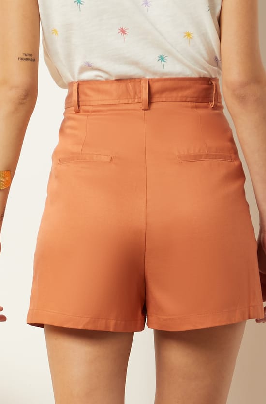 Short taille haute;${refinementColor}