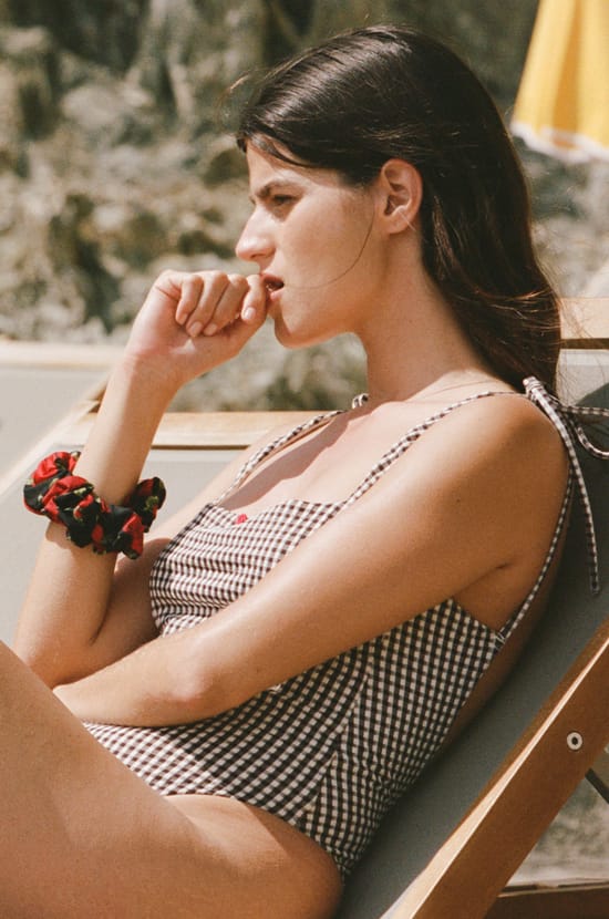 Chouchou &agrave; motif floral;${refinementColor}