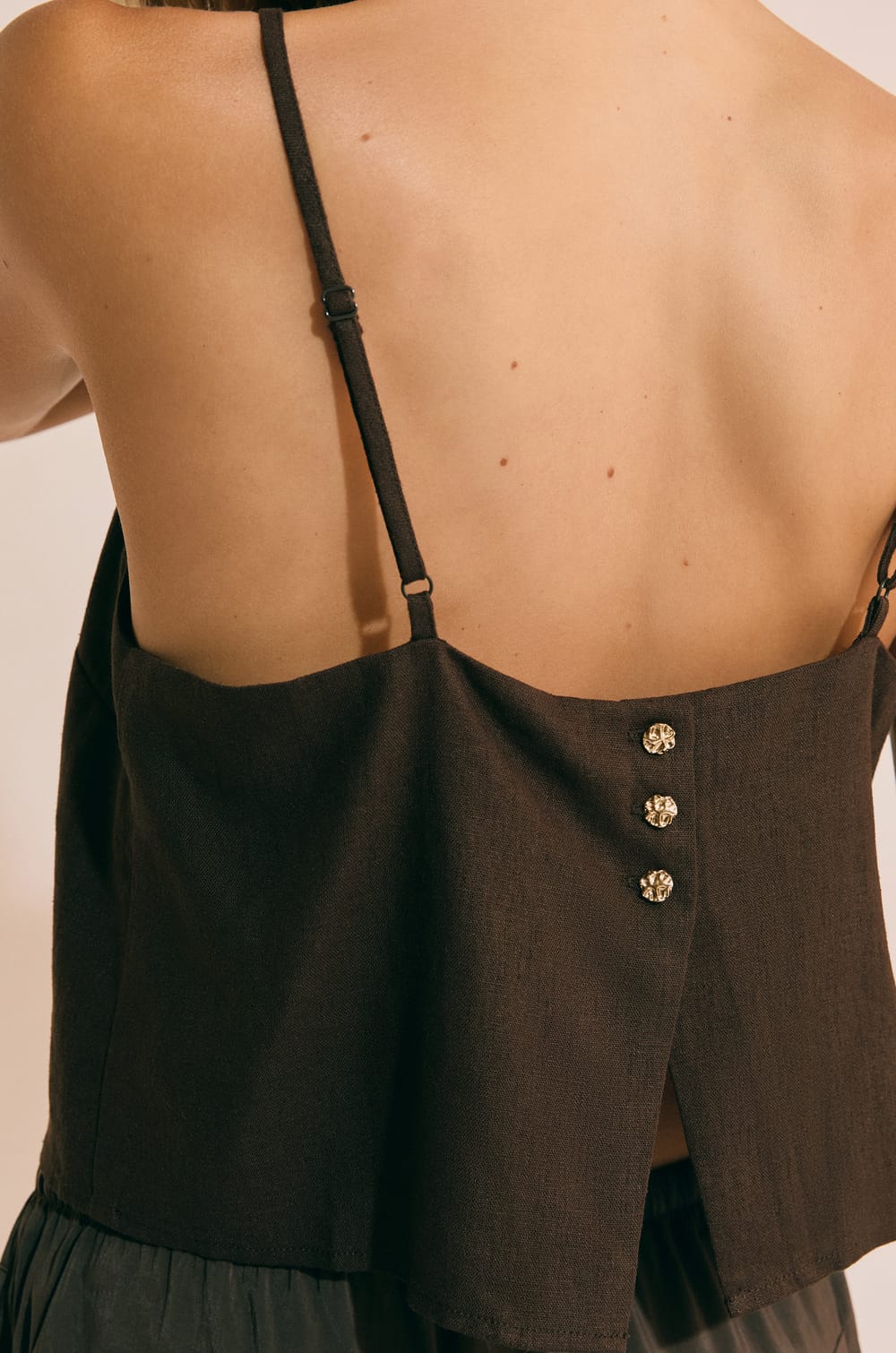 Top sans manches avec lin;${refinementColor}