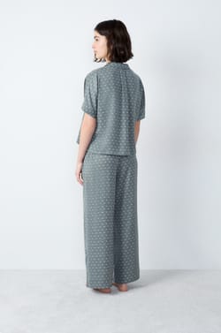 Short-Sleeved Pajama Shirt;${refinementColor}