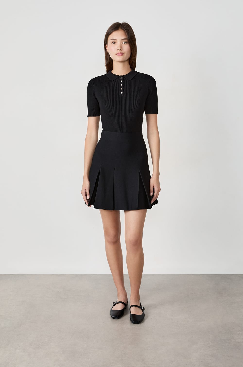 Short Sleeve Ribbed T-Shirt;${refinementColor}