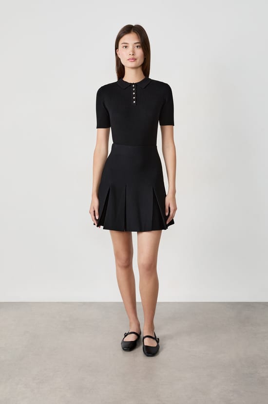 Short Sleeve Ribbed T-Shirt;${refinementColor}