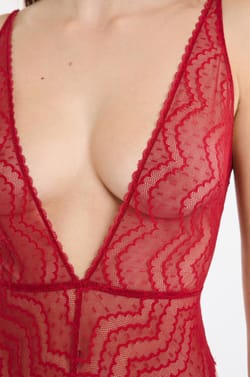 Body en dentelle;${refinementColor}