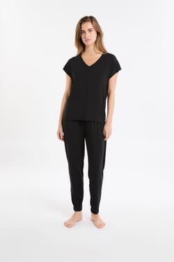 Top de manga corta liso de modal;${refinementColor}