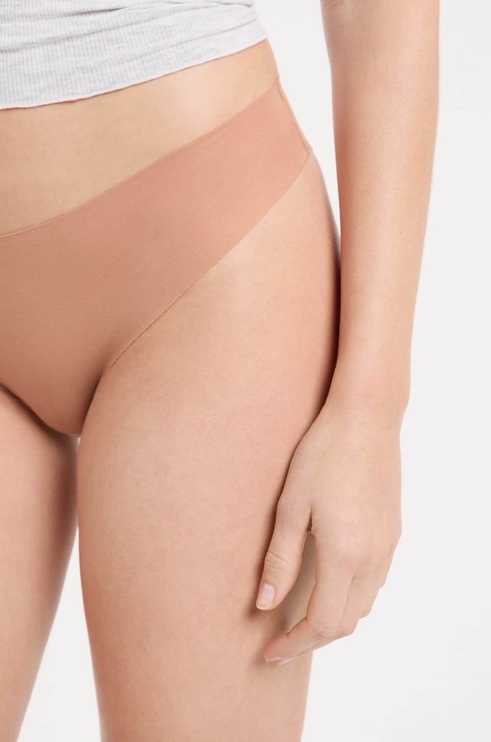 Seamless Cotton Brief;${refinementColor}