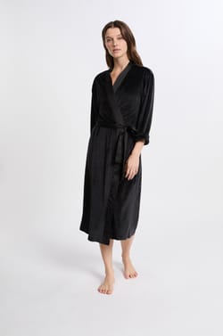 Velvet Robe;${refinementColor}