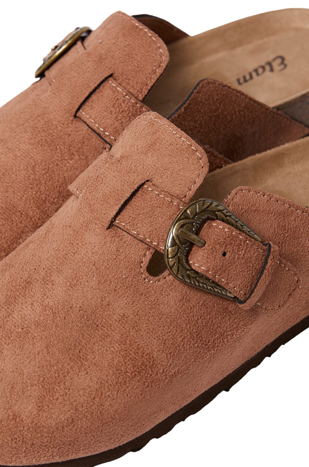 Chaussons mules;${refinementColor}