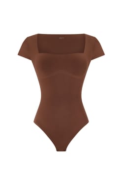 Short-sleeved Bodysuit;${refinementColor}