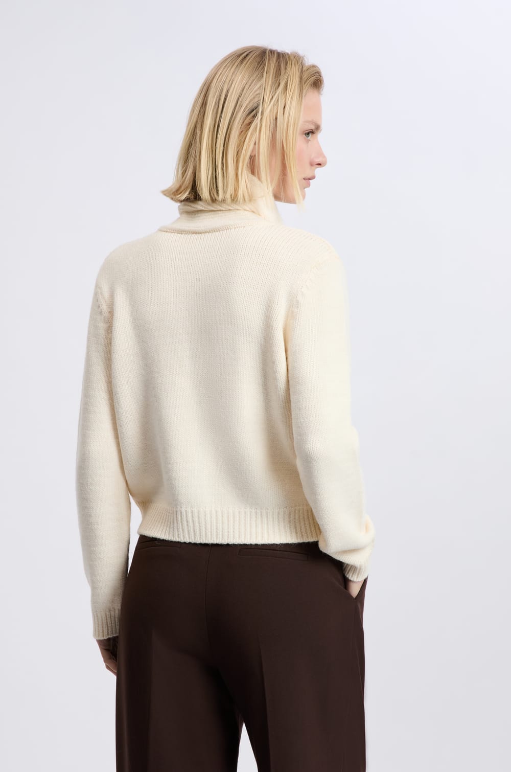 Vest met strikdetail;${refinementColor}