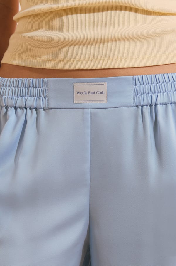 Pantalon de pyjama satiné;${refinementColor}