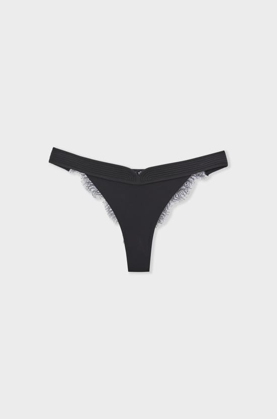 Tanga en dentelle;${refinementColor}