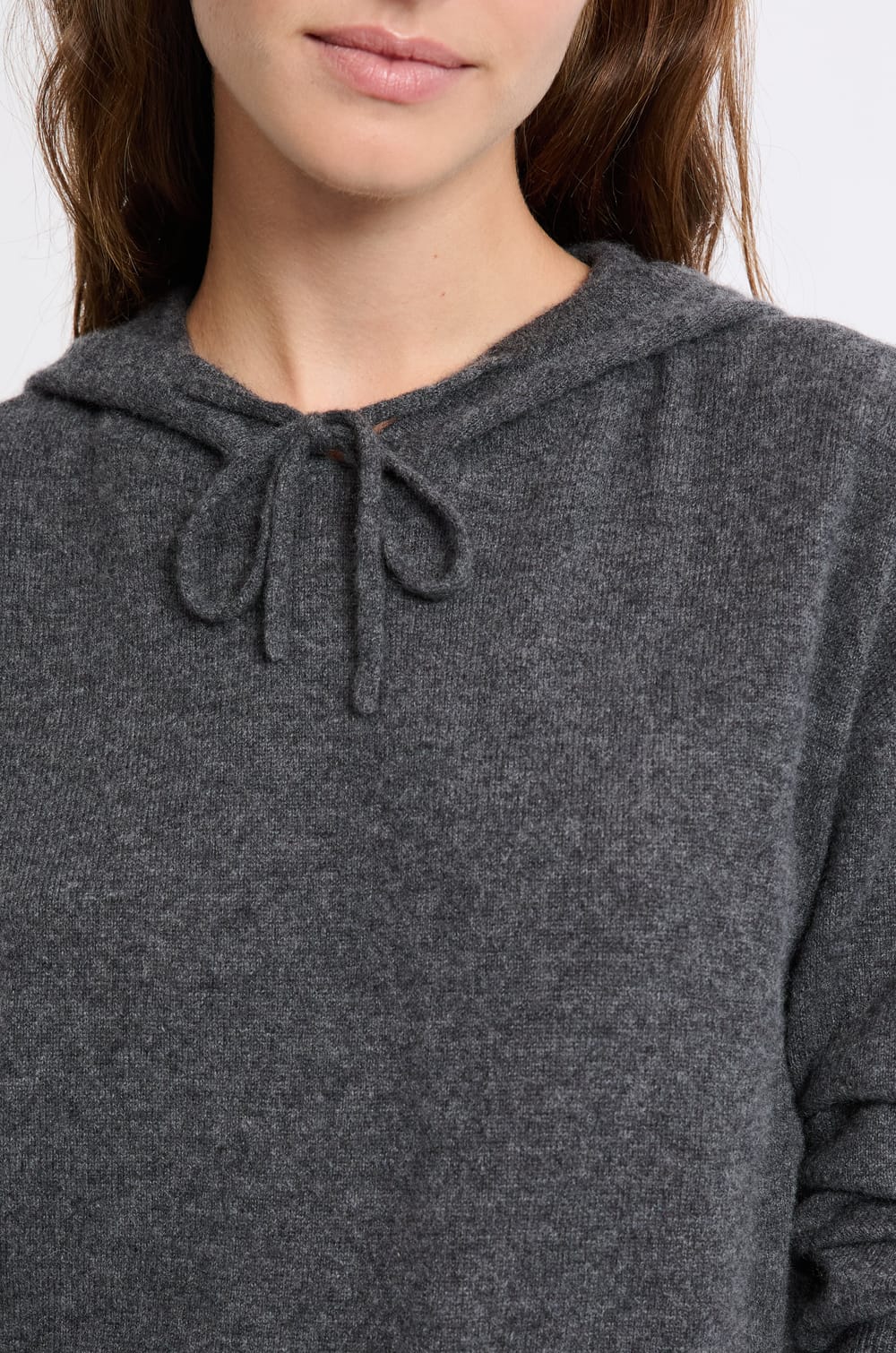 Pull à capuche en cachemire;${refinementColor}