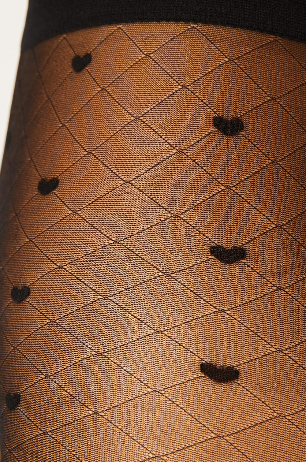Modische strumpfhose mit herzen aus tupfenmull;${refinementColor}