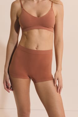 Short boyleg sans coutures en coton biologique;${refinementColor}