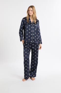 Camisa de pijama de sat&eacute;n estampada con motivos de perros;${refinementColor}