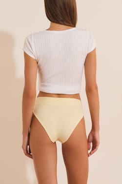 Set Of 3 Panties;${refinementColor}