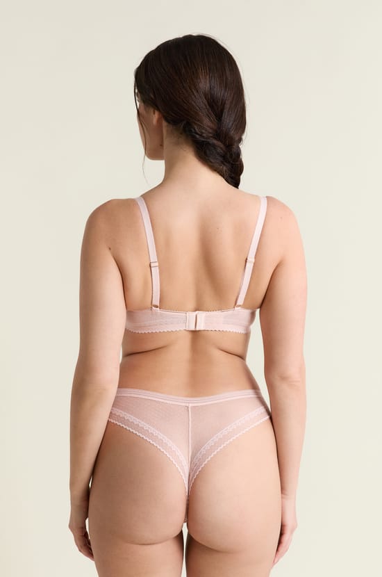 Triangle Wireless Bra;${refinementColor}