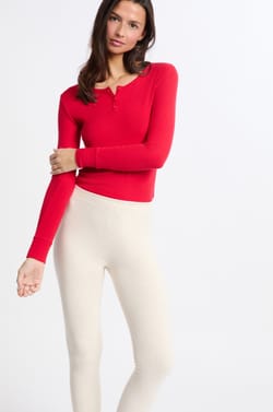 Długie legginsy;${refinementColor}