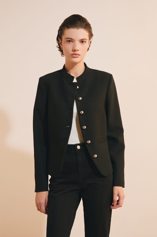 Veste avec d&eacute;tails dor&eacute;s;${refinementColor}