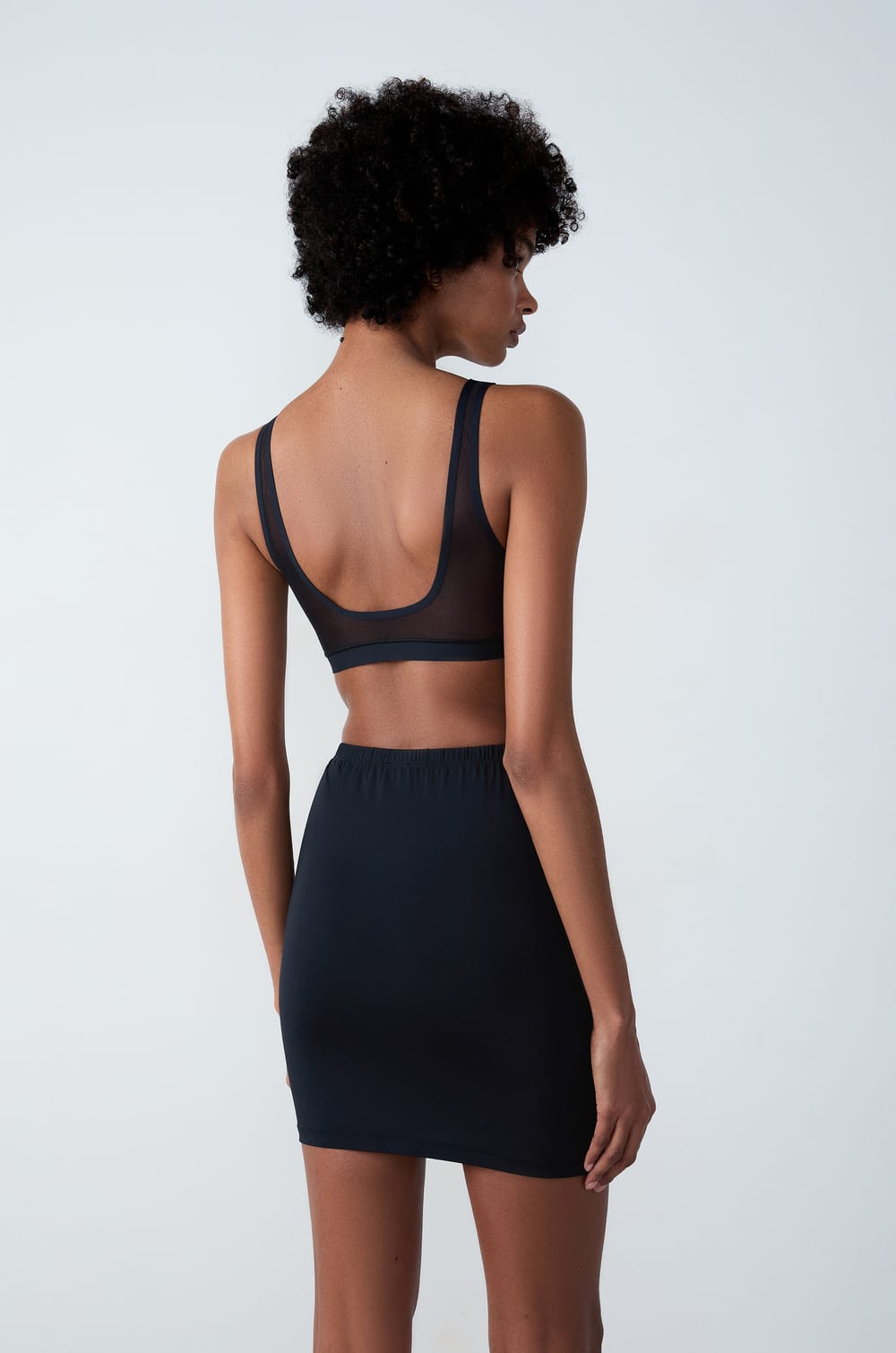 Underskirt;${refinementColor}