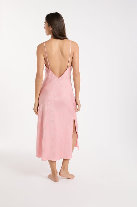 Nuisette satin&eacute;e;${refinementColor}