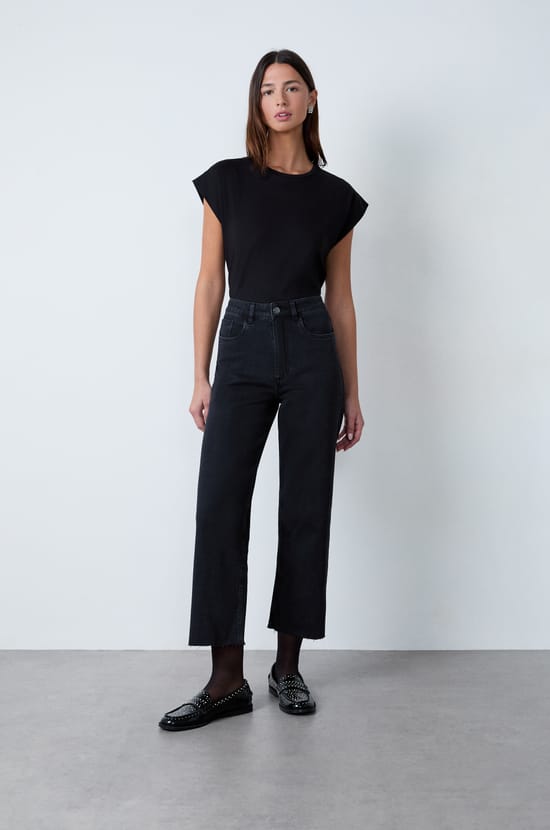Wide-leg jeans;${refinementColor}