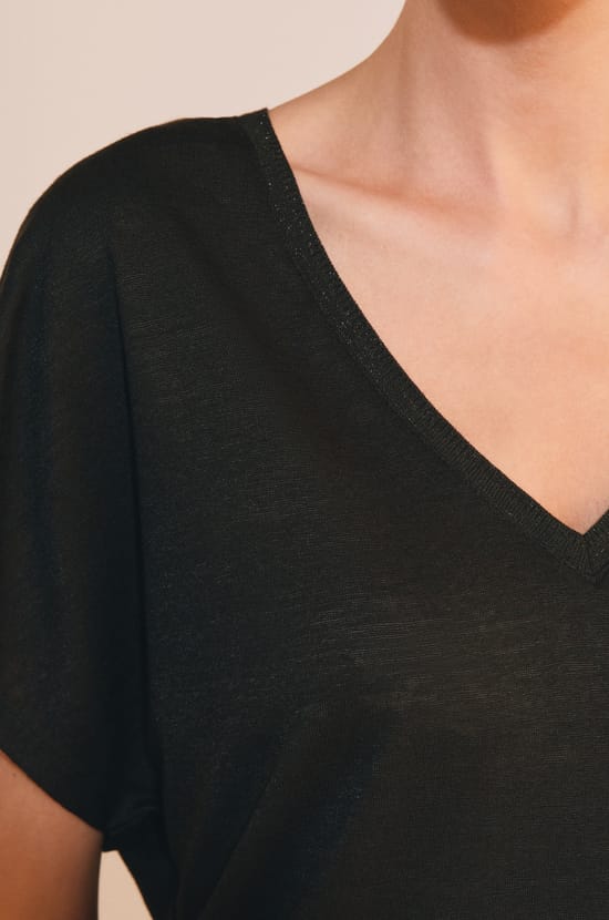 T-shirt manches courtes col V;${refinementColor}