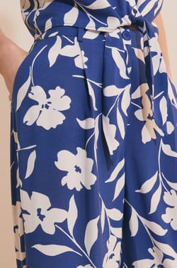 Pantalon &agrave; motifs ;${refinementColor}
