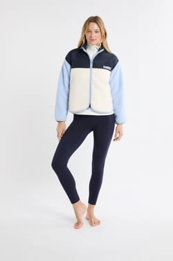 Veste chaude sherpa empi&egrave;cements contrast&eacute;s;${refinementColor}