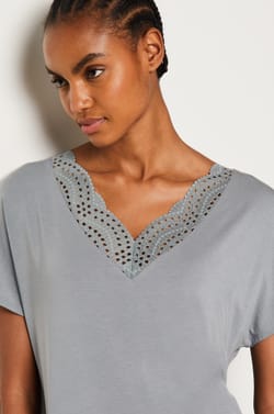Modal nightshirt with lace neckline;${refinementColor}