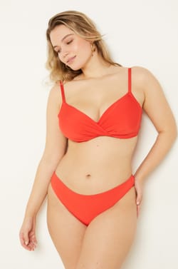 Underwired Triangle Bikini Top;${refinementColor}