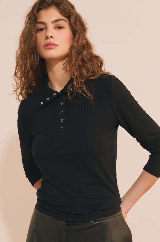 T-shirt manches longues avec boutons;${refinementColor}