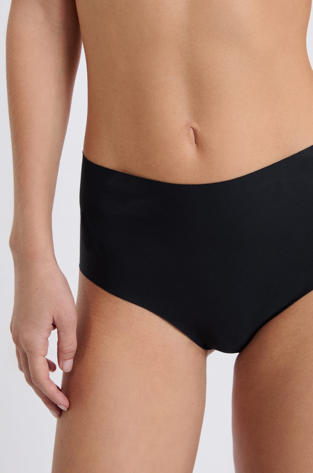 Culotte midi en microfibre;${refinementColor}