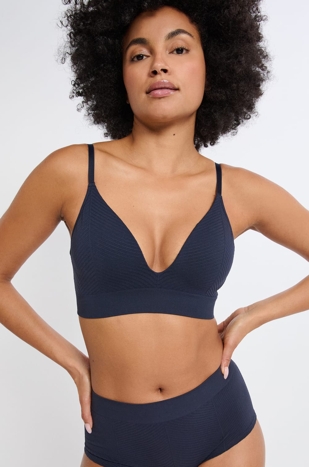 Soutien-gorge brassière push-up;${refinementColor}