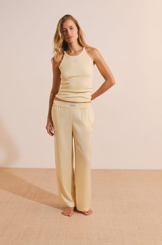 Pantalon de pyjama satin&eacute;;${refinementColor}