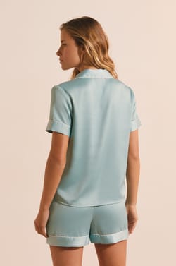 Chemise de nuit manches courtes satin&eacute;e;${refinementColor}