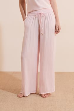 Pantalon satin&eacute; coupe large;${refinementColor}