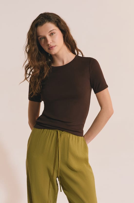 Camiseta de manga corta con algod&oacute;n modal;${refinementColor}