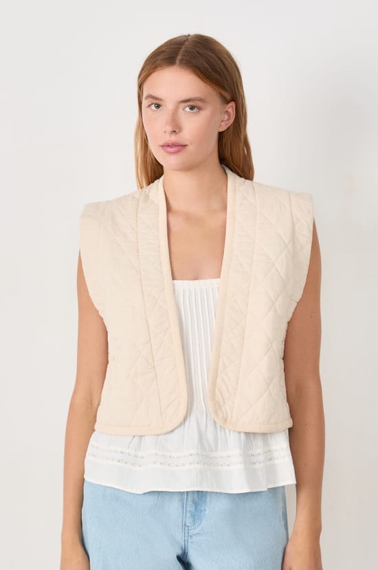 Sleeveless quilted cotton jacket;${refinementColor}