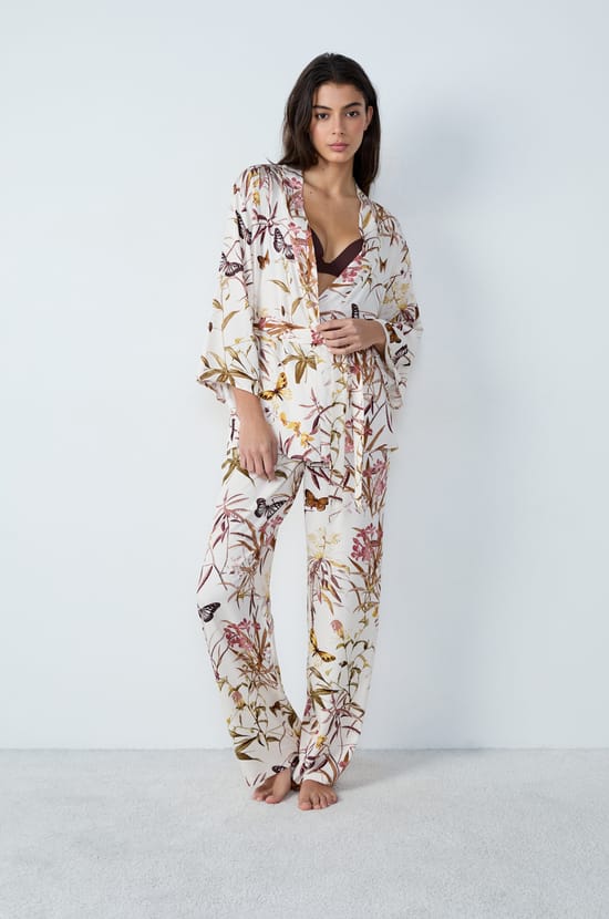 Floral Print Robe;${refinementColor}