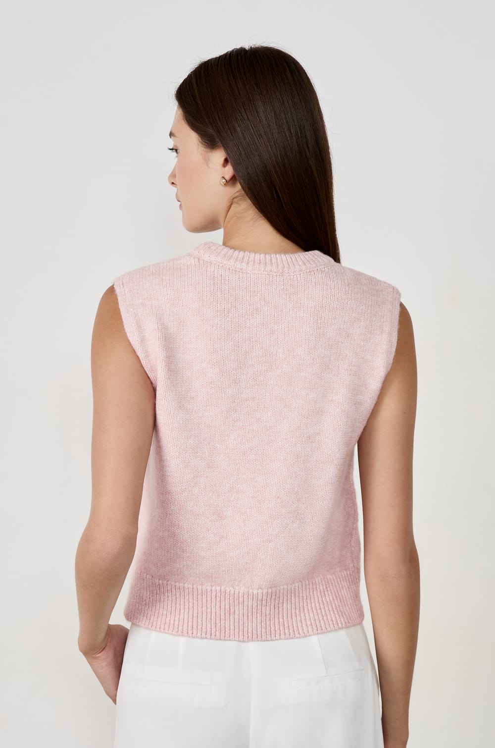 Sleeveless Sweater;${refinementColor}