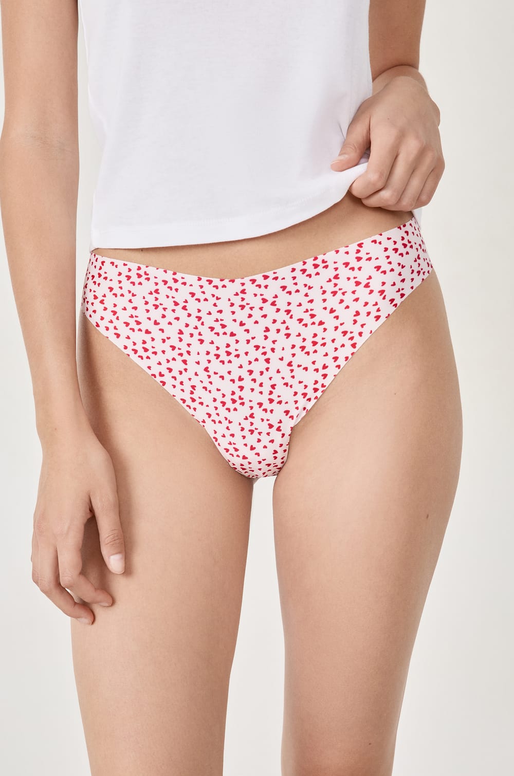Nahtloser Mikrofaser-Tanga mit Print;${refinementColor}