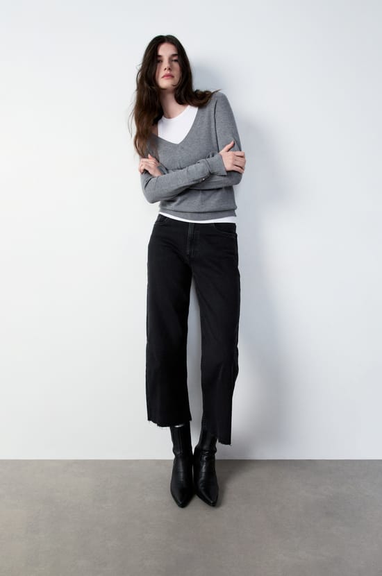 Wide-leg jeans;${refinementColor}
