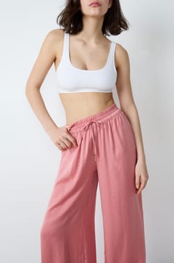 Široké saténové kalhoty;${refinementColor}