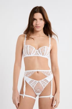 Jarretelles van kant;${refinementColor}