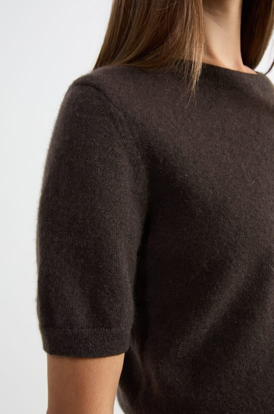Pull manches courtes en cachemire;${refinementColor}