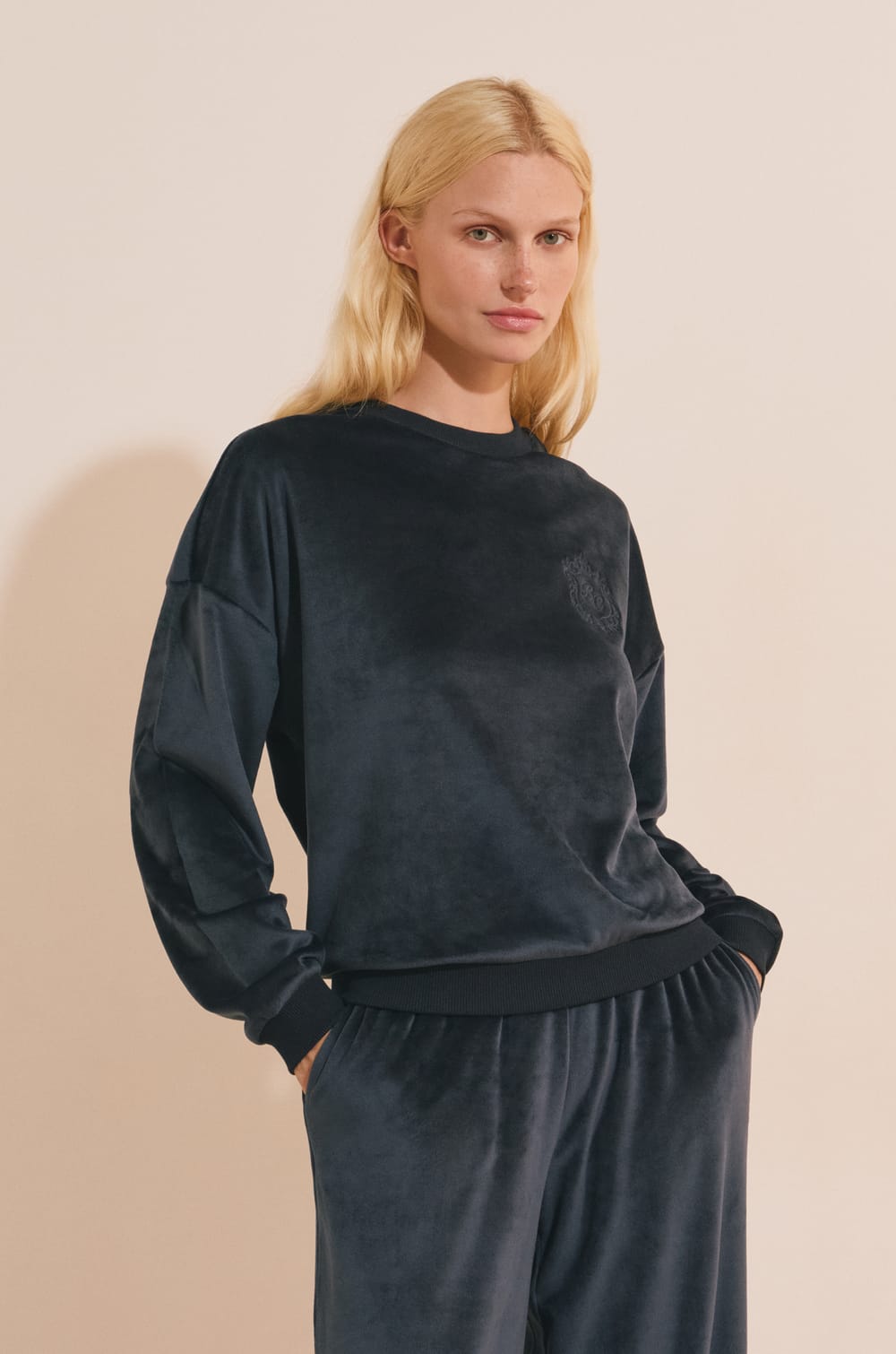 Ensemble de pyjama 2 pi&egrave;ces;${refinementColor}